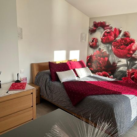 Pivoine Chambre D Hotes Fralignes Exterior photo